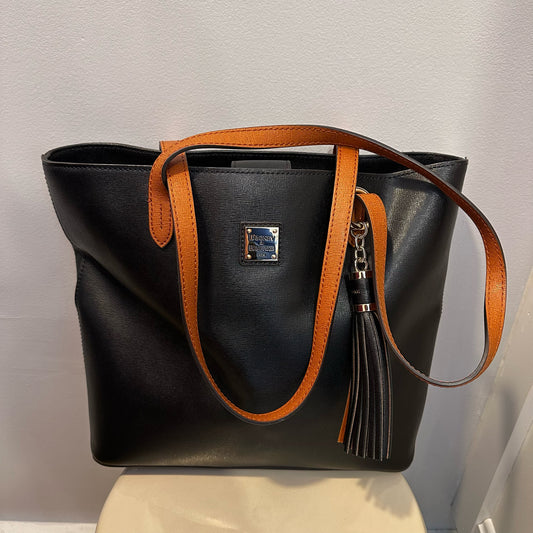 Dooney & Bourke Purse