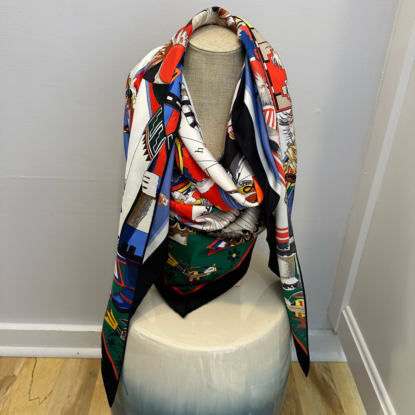 Hermes Size O/S Scarf